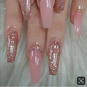 Meet your Posher, Latonya